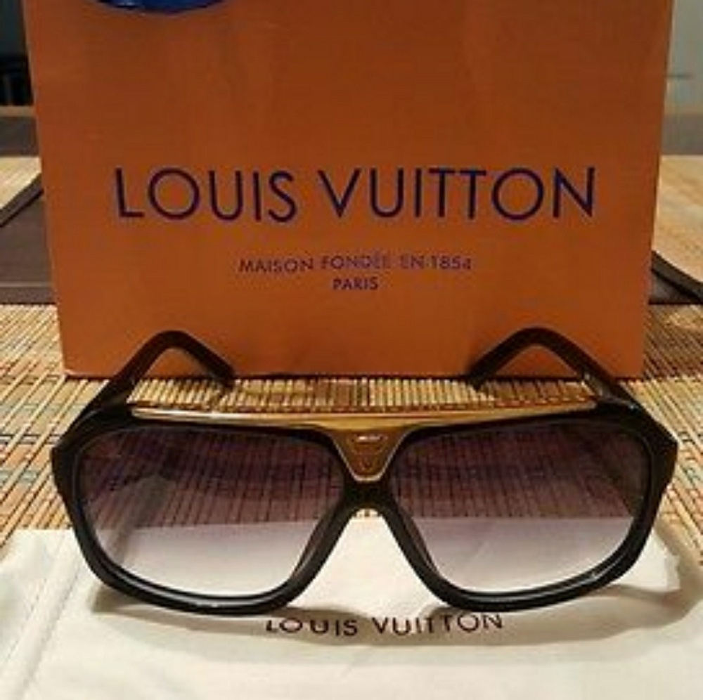 New Authentic Louis Vuitton Evidence Sunglasses